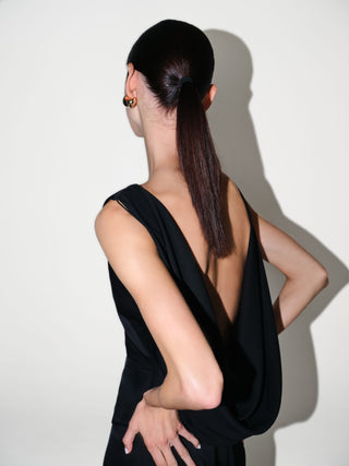 Simone Vest in Black